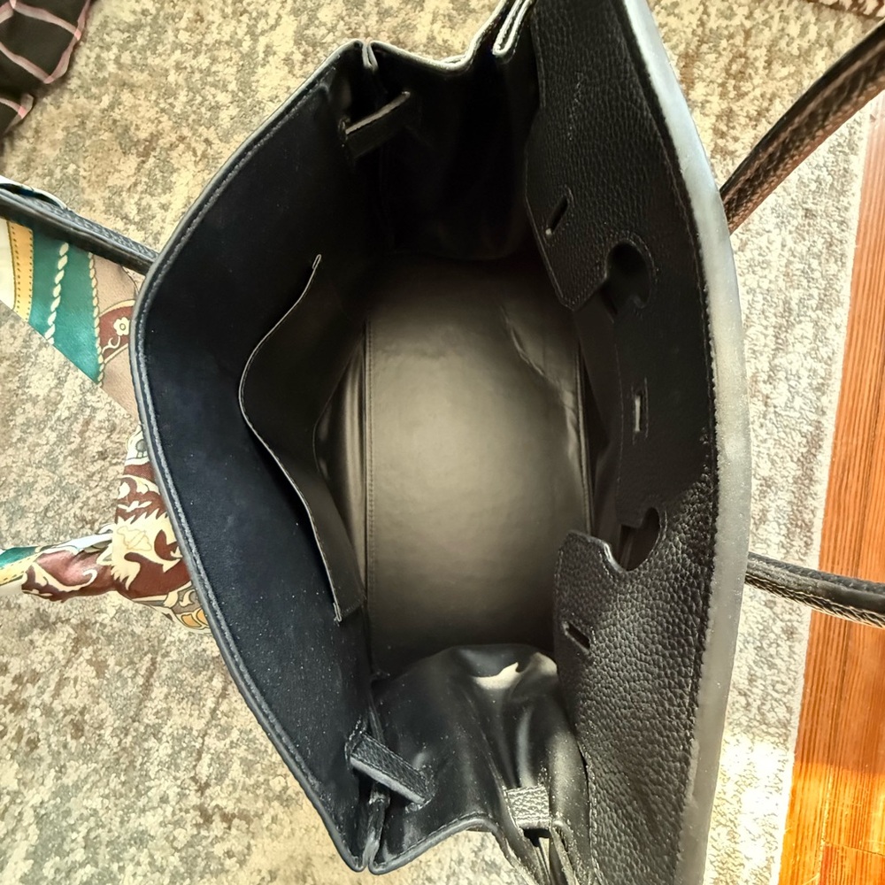 Handbag - Picture 3 of 5